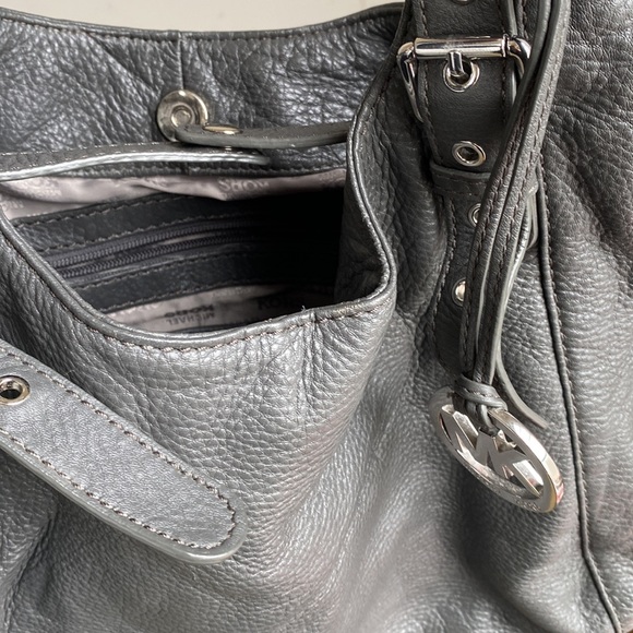 Michael Kors Hobo shoulder bag - Picture 6 of 6